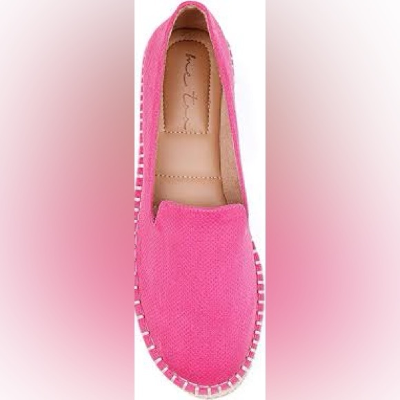 Me Too Cayce Fuchsia Espadrille Flats - Picture 1 of 7
